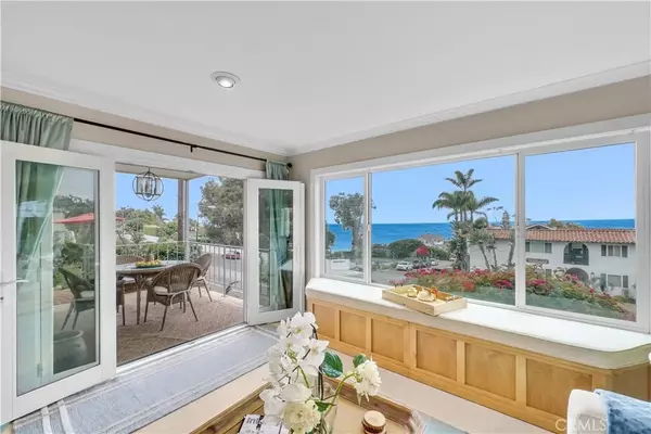 Laguna Beach, CA 92651,240 Moss Street #1