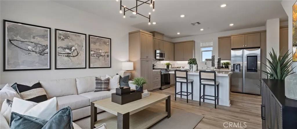 332 Fawn Street, Rancho Mission Viejo, CA 92694
