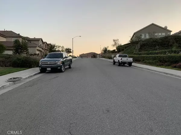 Riverside, CA 92505,12156 Scenic View