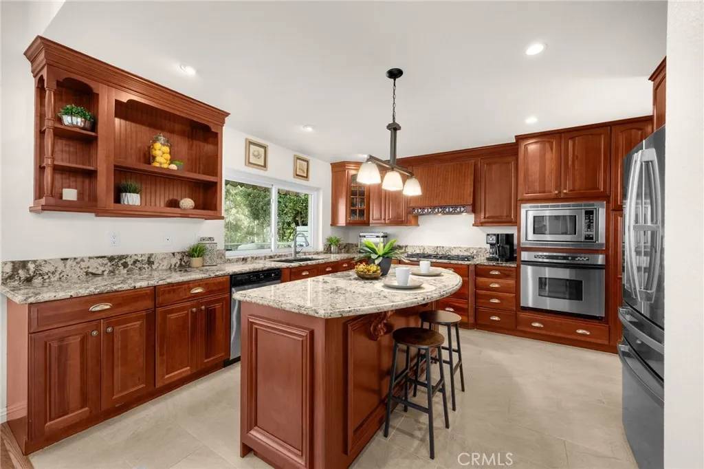 Brea, CA 92821,915 S Kings Canyon Road