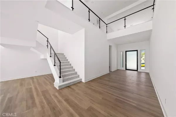 Porter Ranch, CA 91326,20414 Marlow
