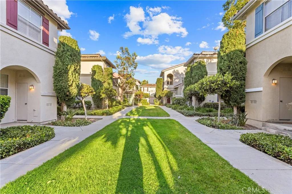 Irvine, CA 92618,1602 Elk