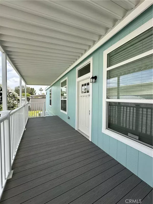 Canoga Park, CA 91304,8800 Eton #61