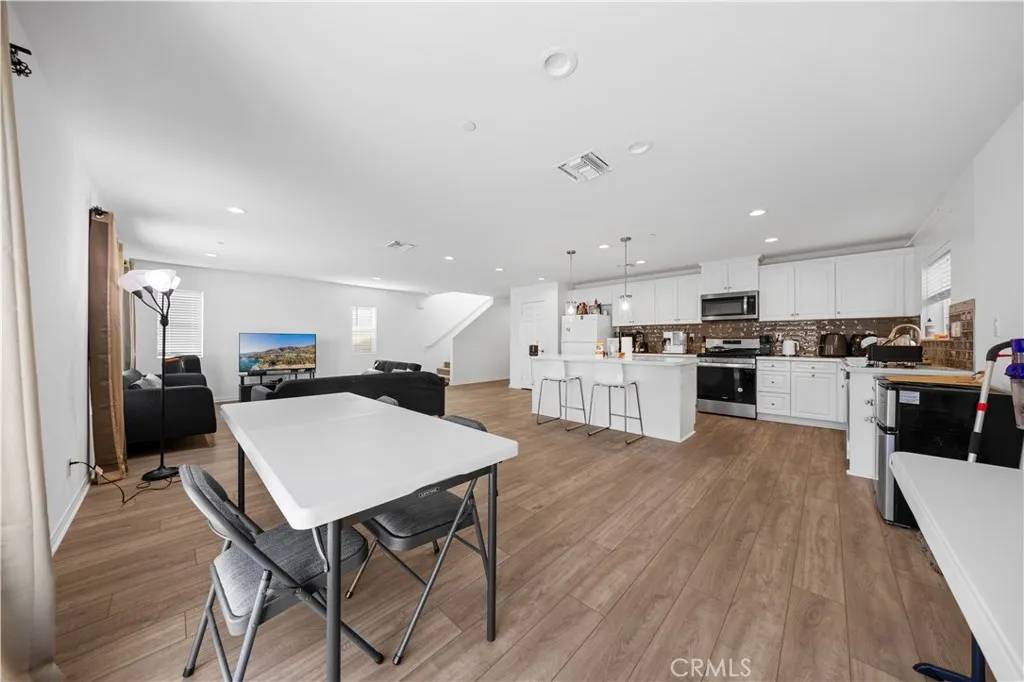 Riverside, CA 92507,20225 Breeze Blooms Drive