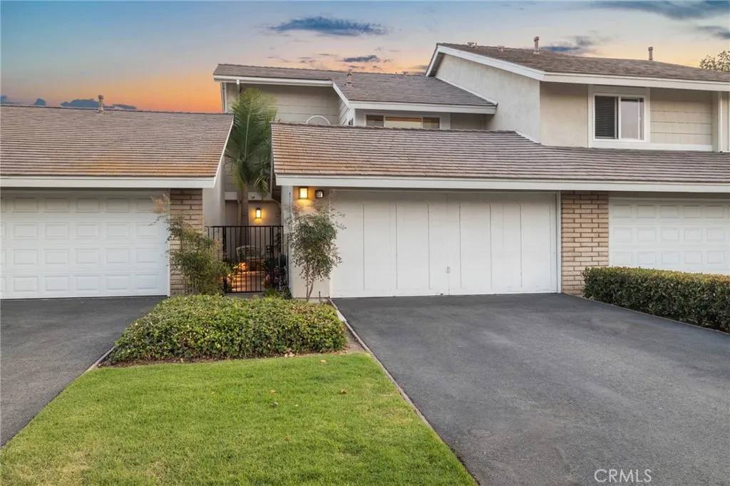 56 Ashbrook, Irvine, CA 92604