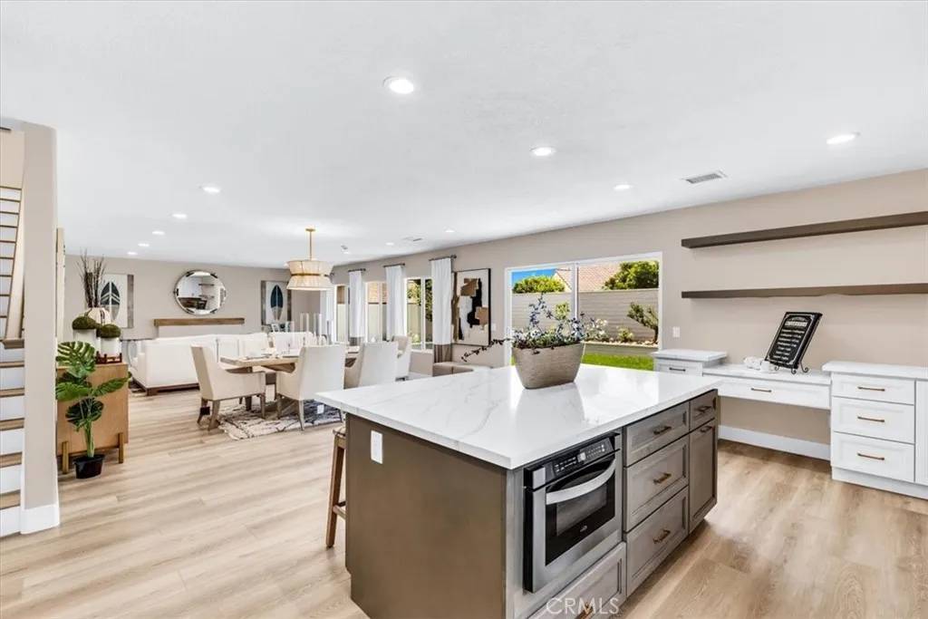 22461 Silver Spur, Lake Forest, CA 92630