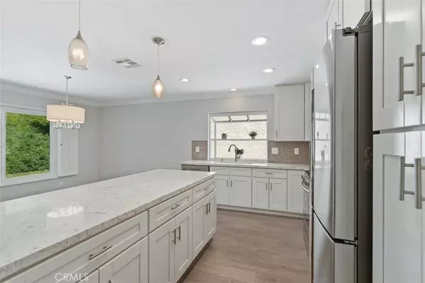 Mission Viejo, CA 92692,28205 Zurburan
