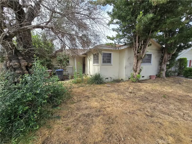 1802 W Martha Lane, Santa Ana, CA 92706