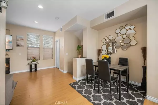 1879 Atlantic Avenue #15, Long Beach, CA 90806