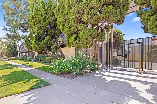 5535 Ackerfield Avenue #47, Long Beach, CA 90805