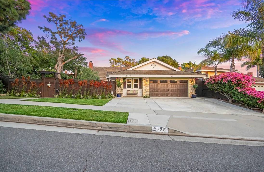 2726 Cardinal Drive, Costa Mesa, CA 92626
