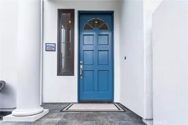 Huntington Beach, CA 92648,19451 Pompano #107