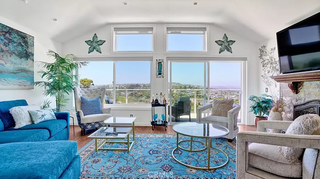 Dana Point, CA 92629,24965 Seagate