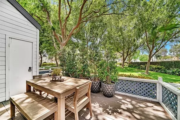 Irvine, CA 92614,645 Springbrook North #21