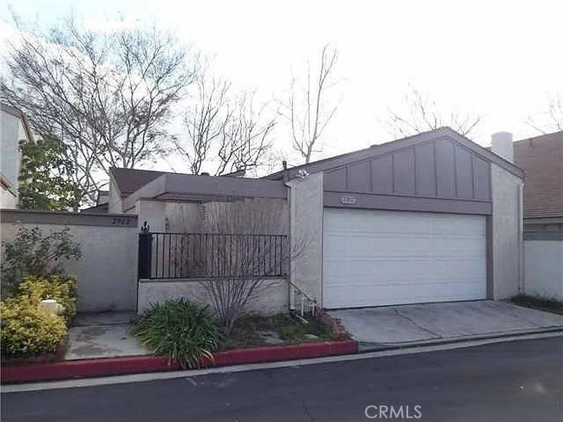 2902 Parkwood Court, Fullerton, CA 92835