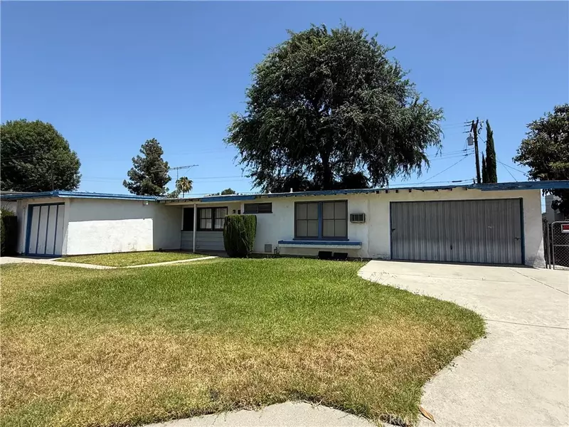 1836 E Walnut Creek, West Covina, CA 91791