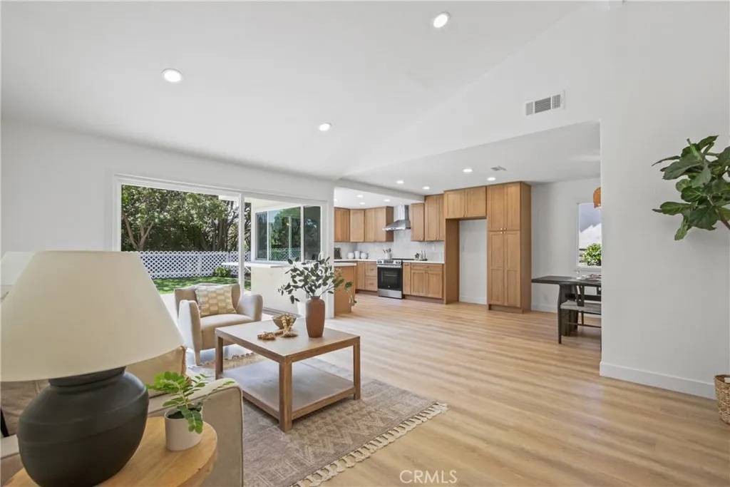 Laguna Hills, CA 92653,25052 Mawson Drive