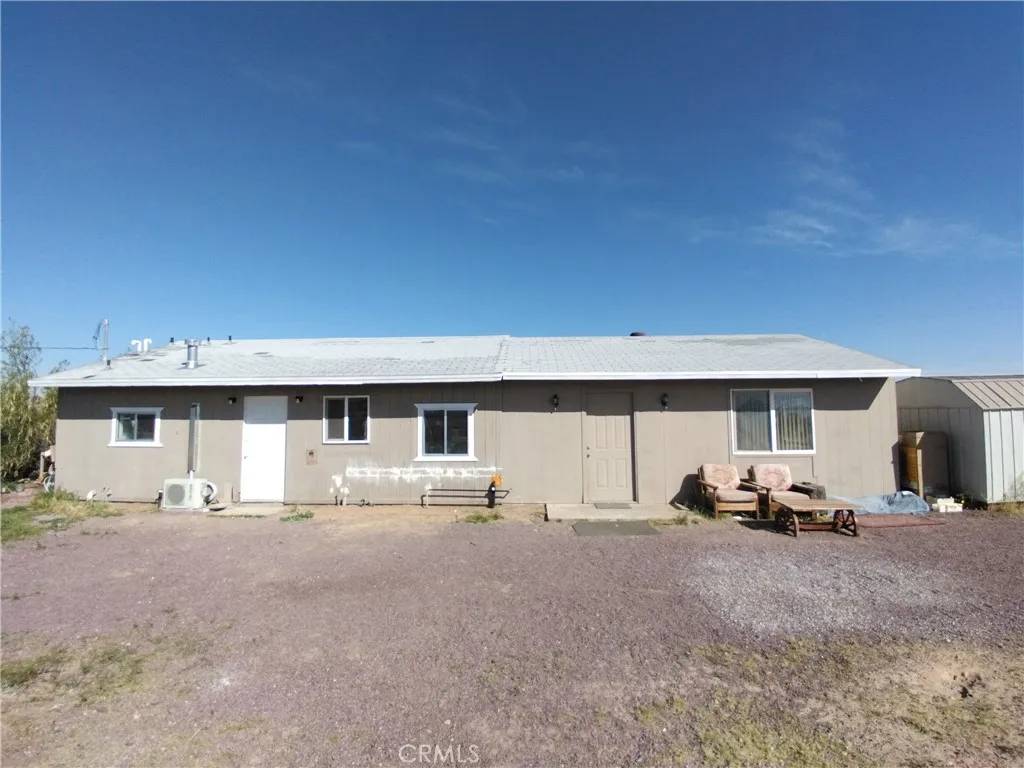 40575 Summerset Road, Newberry Springs, CA 92365