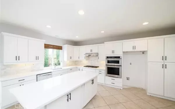 Ladera Ranch, CA 92694,17 Plum Street