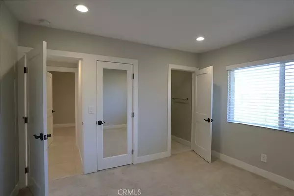 Laguna Beach, CA 92651,2615 Temple Hills Drive