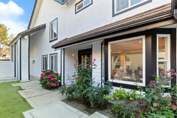Costa Mesa, CA 92626,1174 Kingston Street