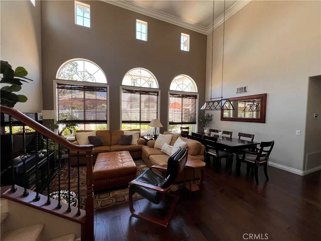 Tustin, CA 92782,2917 Humeston Avenue