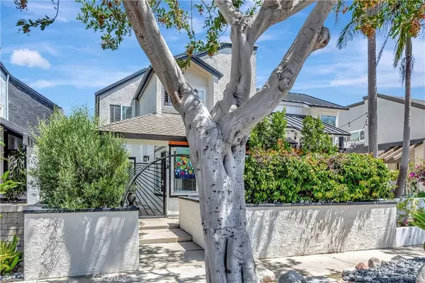 516 19th Street, Huntington Beach, CA 92648