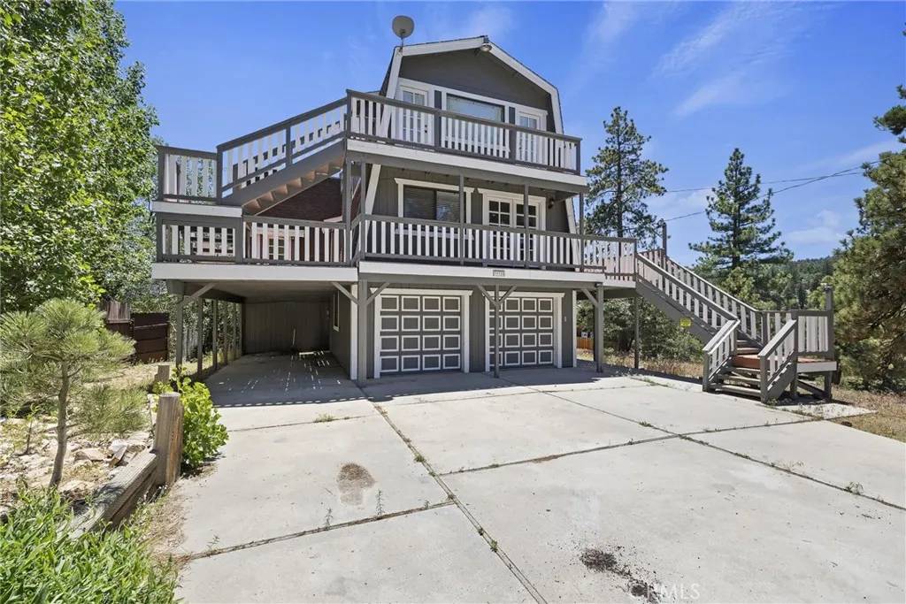 Fawnskin, CA 92333,39325 Lodge Road