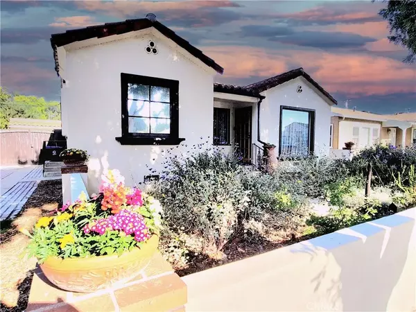 Long Beach, CA 90806,2427 Pine Avenue