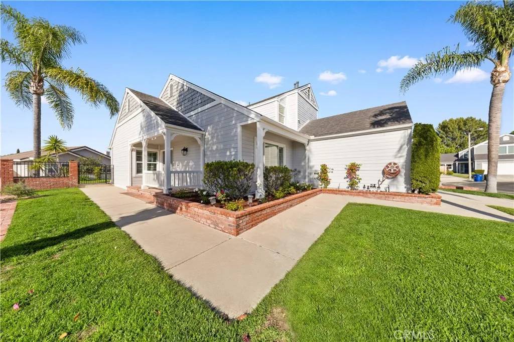 Lake Forest, CA 92630,25885 Astor Way