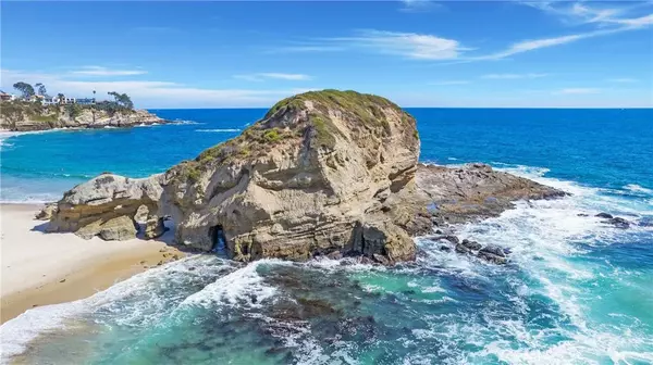 Laguna Beach, CA 92651,78 S La Senda Drive
