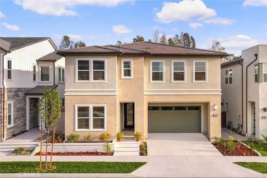 390 Riverbend, Lake Forest, CA 92630
