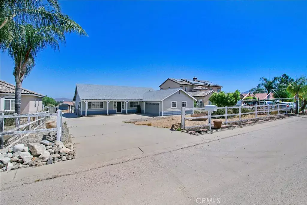 Nuevo, CA 92567,31432 Electric Avenue