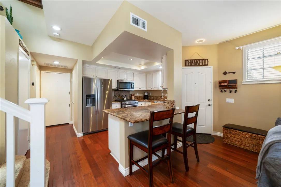 Lake Forest, CA 92610,51 Rue Monet