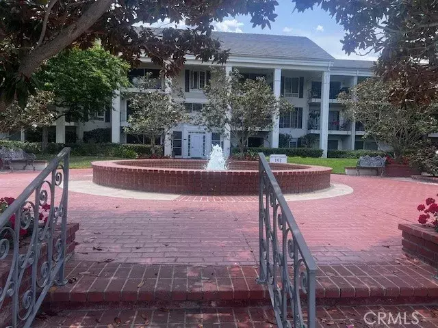 100 Scholz Plaza, PH 11, Newport Beach, CA 92663