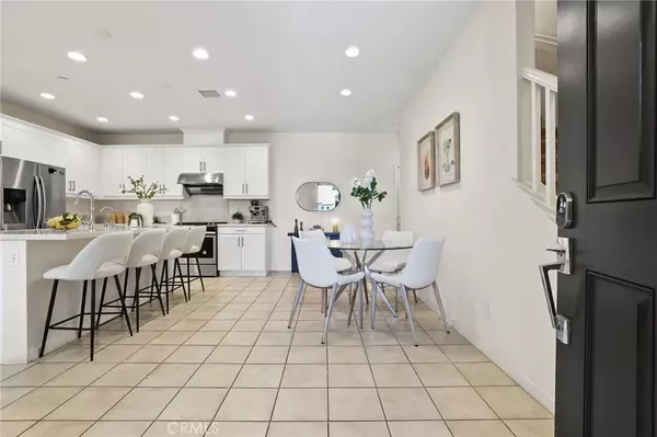 Lake Forest, CA 92610,105 High Meadow
