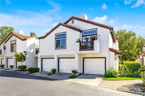 Laguna Niguel, CA 92677,2 Daytona #129