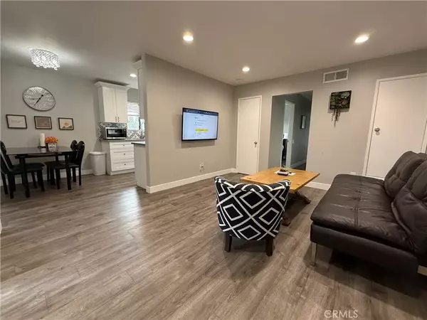 Santa Ana, CA 92704,3935 W Mcfadden Avenue #D