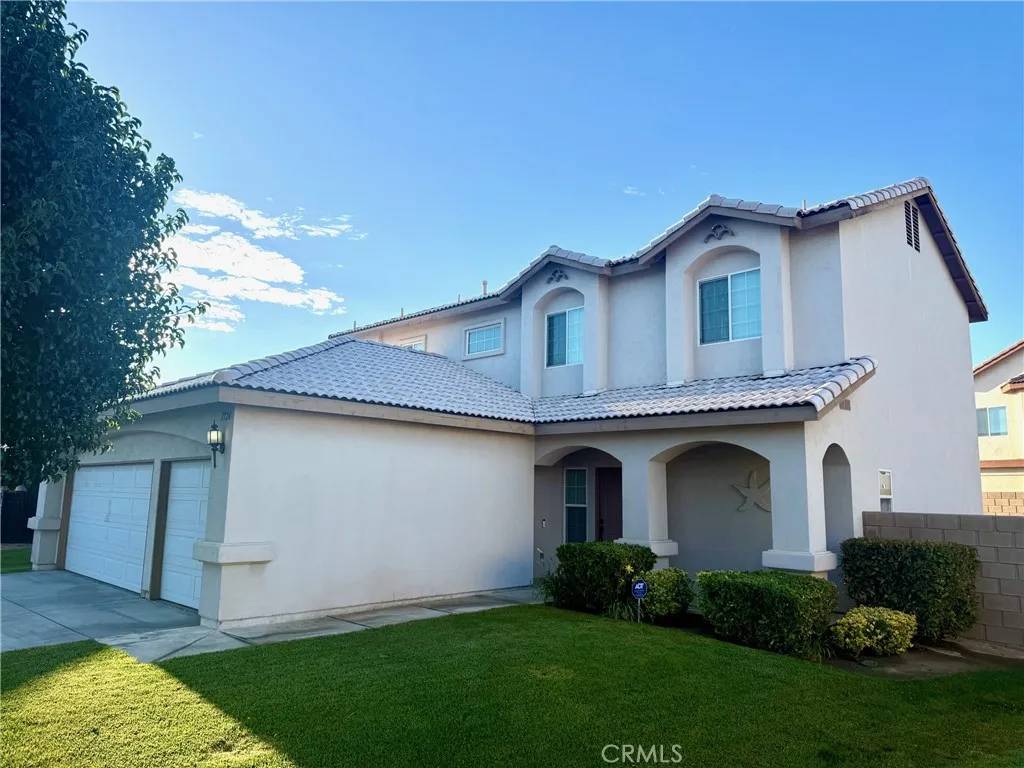 1726 E Avenue J9, Lancaster, CA 93535