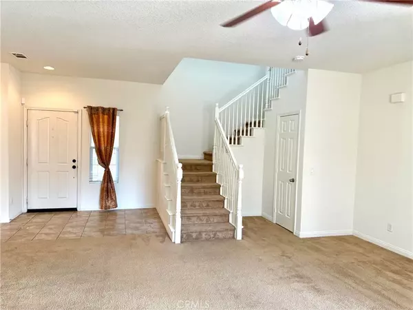 Lancaster, CA 93535,1726 E Avenue J9