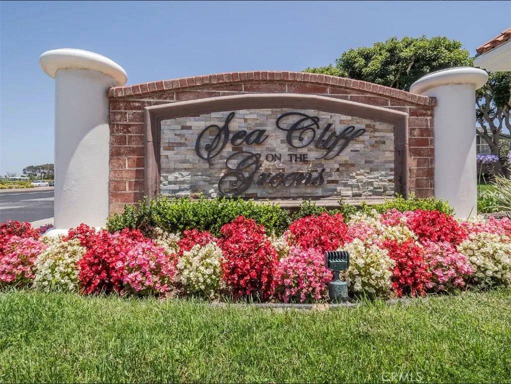19381 Maidstone Lane, Huntington Beach, CA 92648