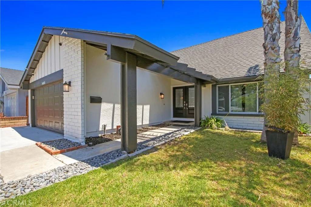Tustin, CA 92780,14822 Foxcroft Road