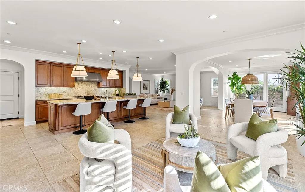 Irvine, CA 92618,53 Andrews