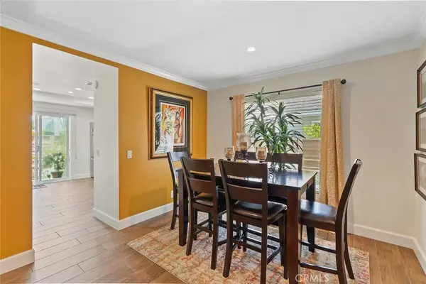 Irvine, CA 92604,10 Glenhurst #37