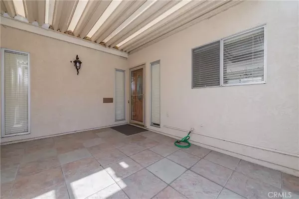 Laguna Woods, CA 92637,2245 Via Mariposa East #D