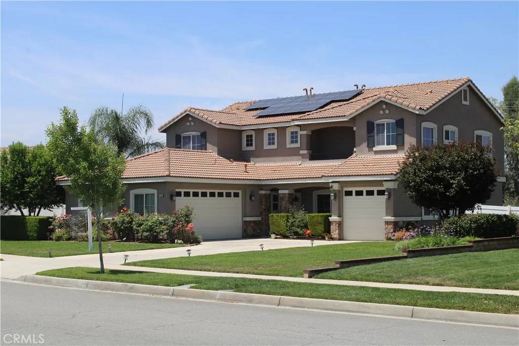 Redlands, CA 92374,1539 Carmel Court