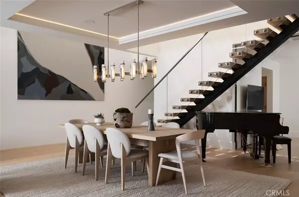 Newport Beach, CA 92663,642 Via Lido Nord