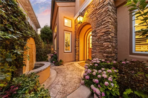 Irvine, CA 92602,9 Atascadero