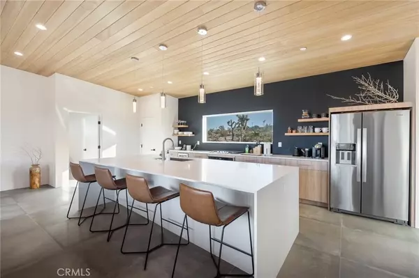 Joshua Tree, CA 92252,6737 Saddleback Road