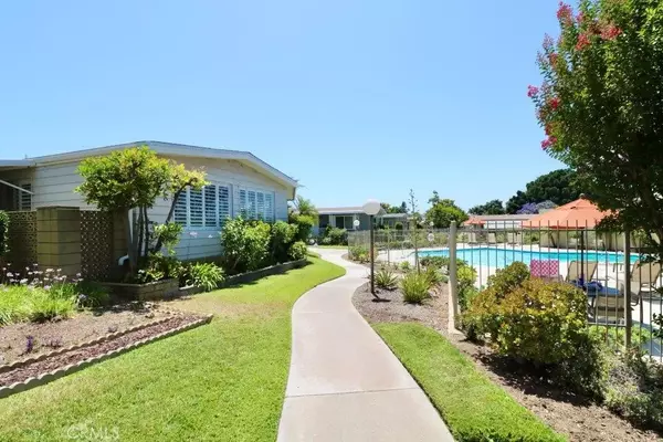 Yorba Linda, CA 92886,16901 Lake Pleasant #231